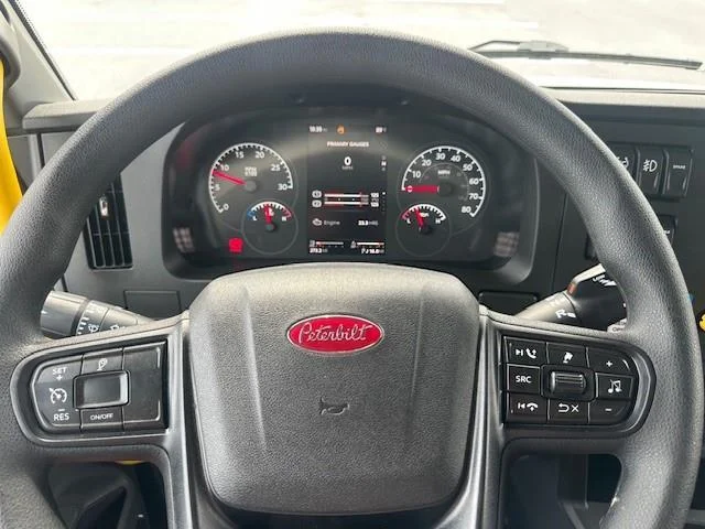 2025 Peterbilt 536 in Brownsville, TX — photo 12
