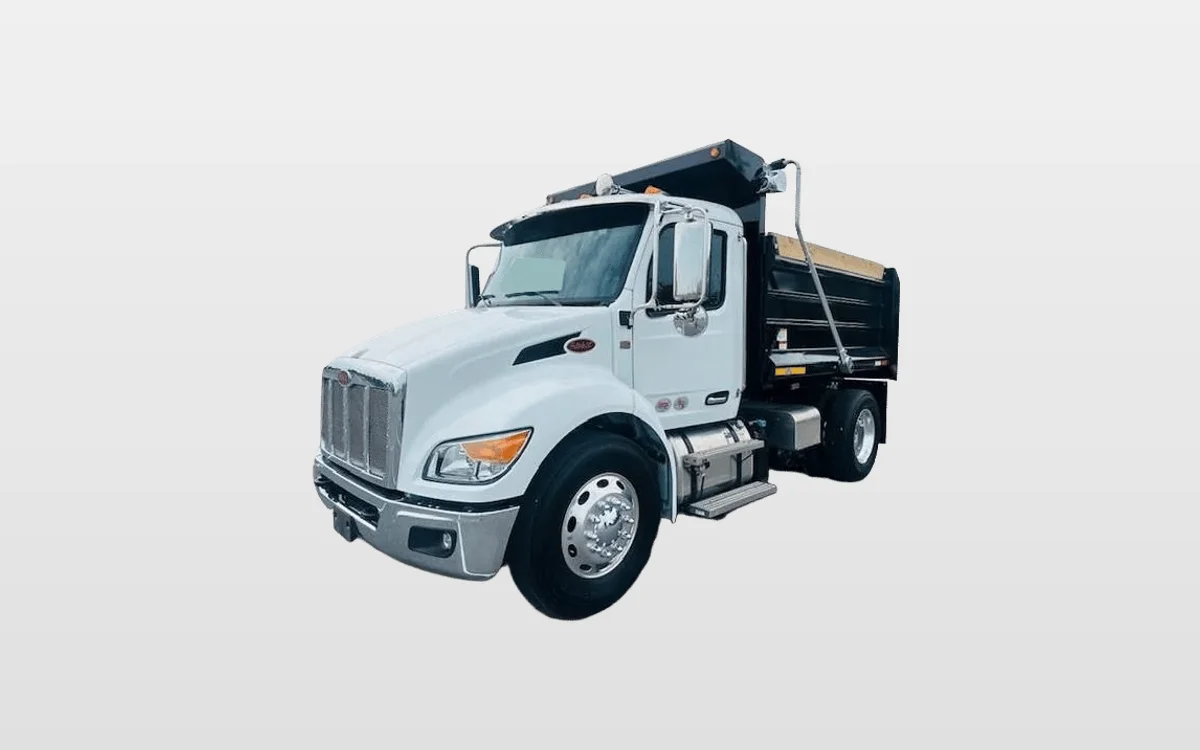 2025 Peterbilt 536 - image 1