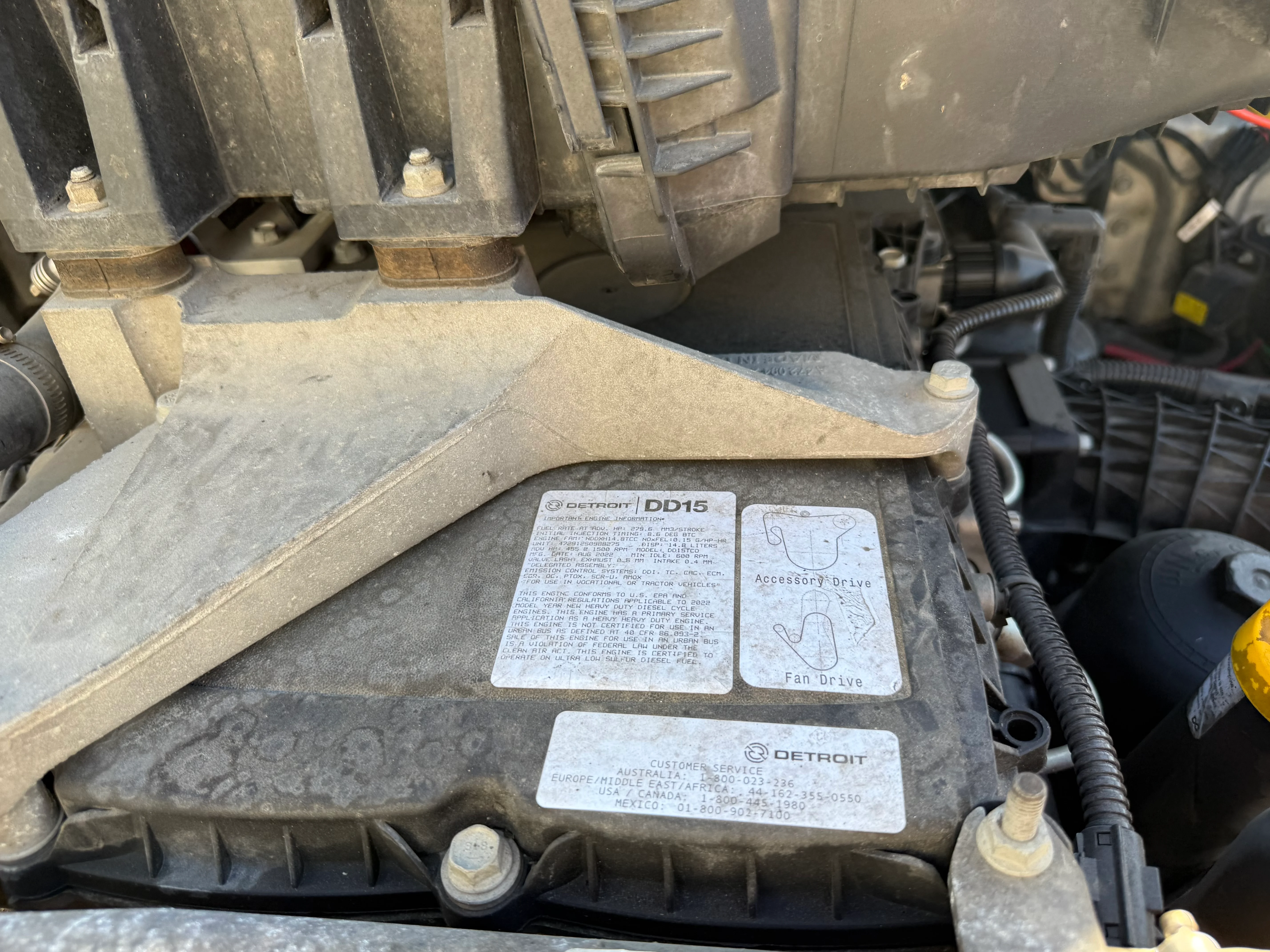 2023 Freightliner Cascadia in Selectrucks Fontana, CA — photo 12
