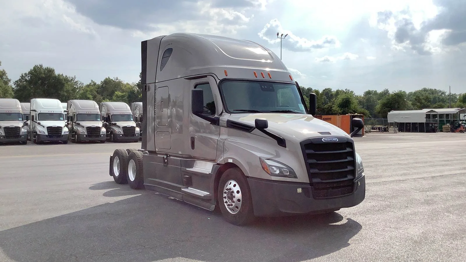 2024 Freightliner Cascadia in West Memphis, AR