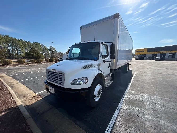 2022 Freightliner M2 106 in Prince George, VA — photo 3