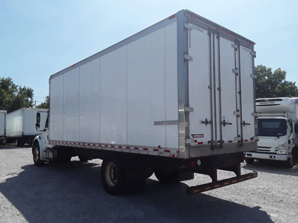 2018 Freightliner M2 106 - image 6