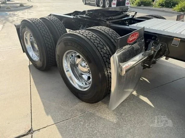 2024 Peterbilt 579 in Salt Lake City, UT — photo 4