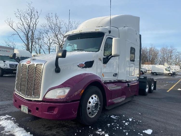 2020 Peterbilt 579 in Jessup, MD — photo 3