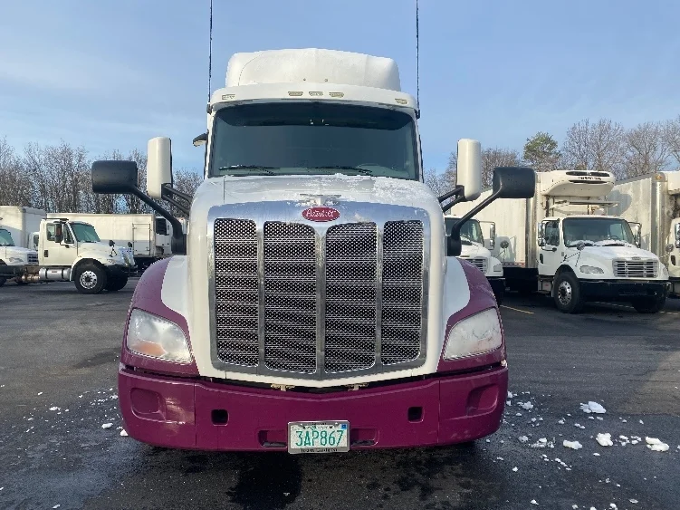 2020 Peterbilt 579 in Jessup, MD — photo 2
