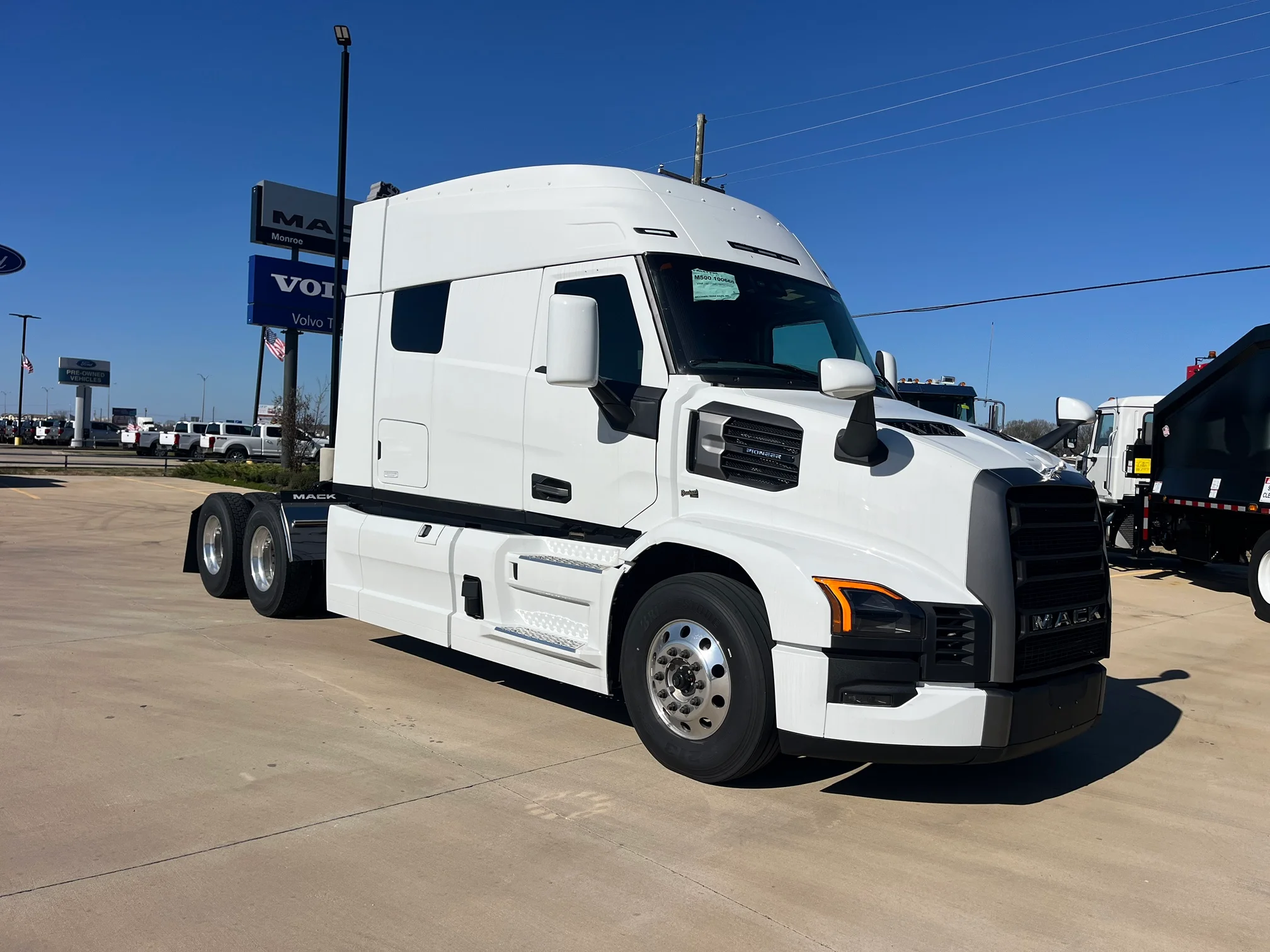 2026 Mack Pinnacle in Shreveport, LA — photo 3