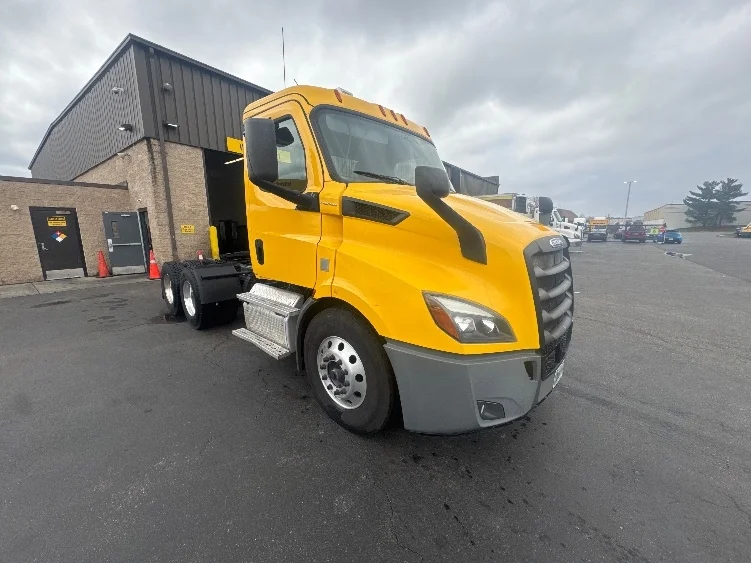 2019 Freightliner Cascadia in Eden, MD