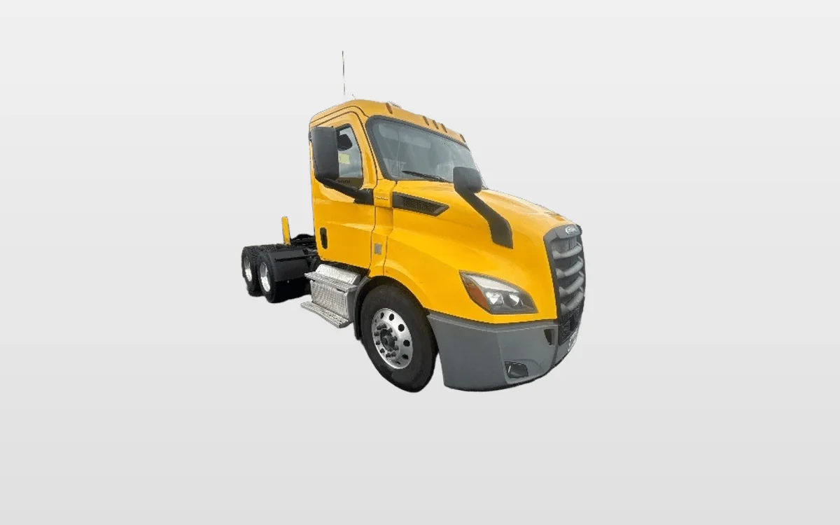 2019 Freightliner - image 1