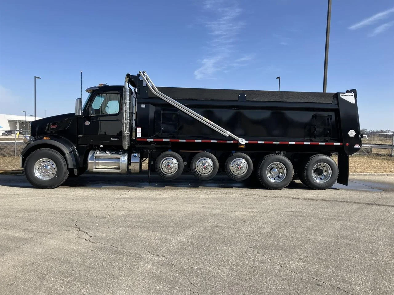 2026 Peterbilt 567 in Rochester, MN — photo 3