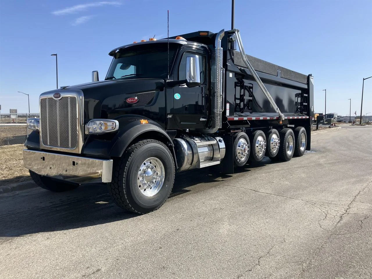 2026 Peterbilt 567 - image 12