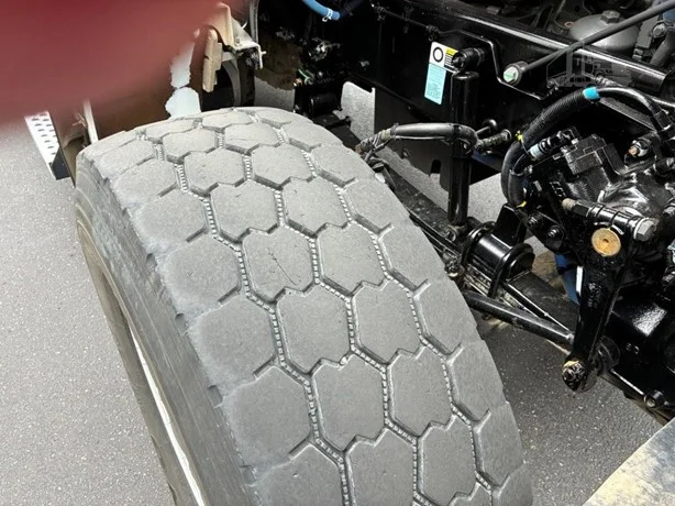 2024 Kenworth T880 in Portland, OR — photo 17