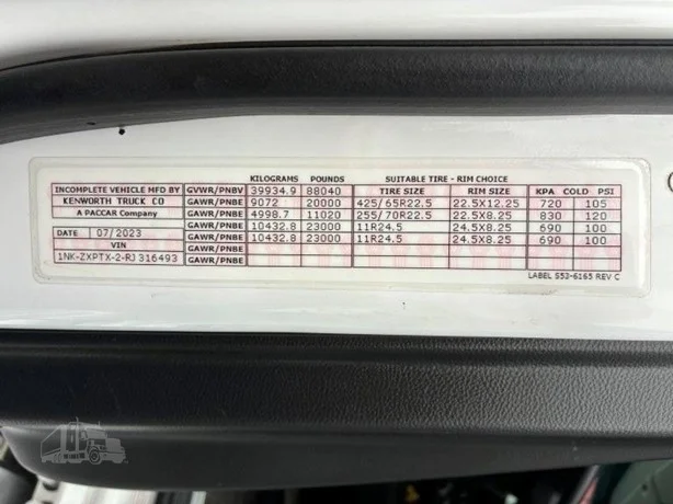 2024 Kenworth T880 in Portland, OR — photo 34