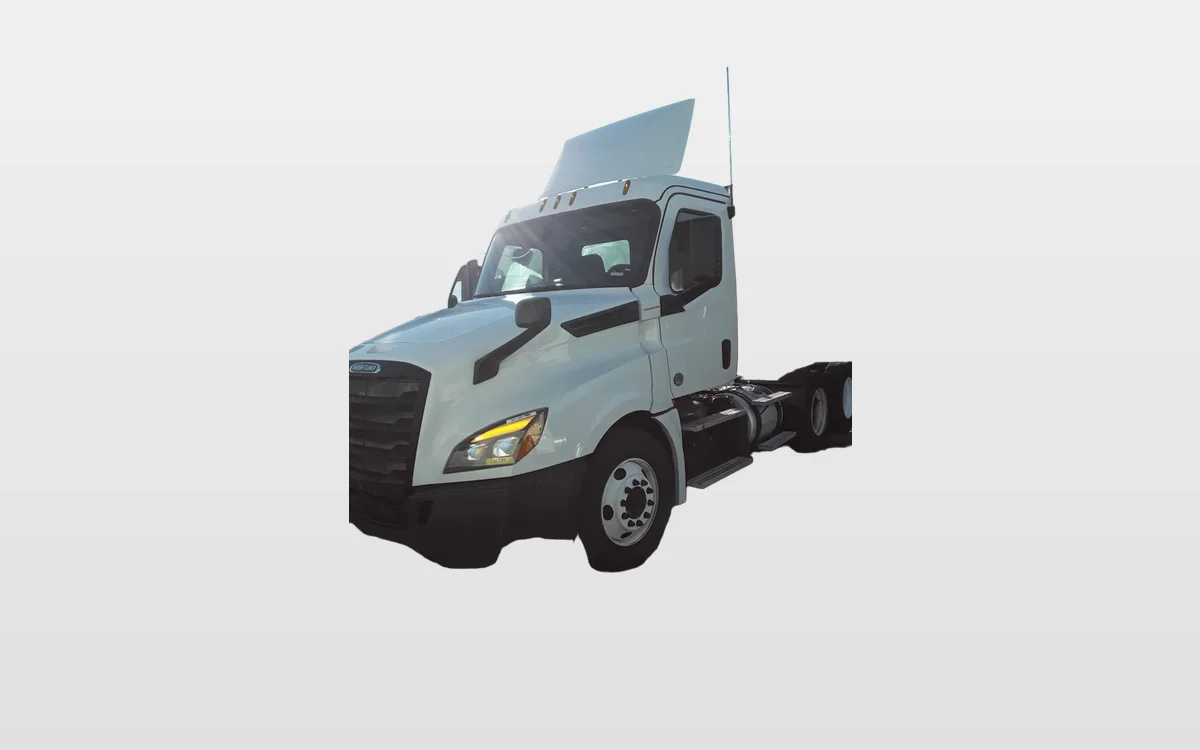 2019 Freightliner - image 1