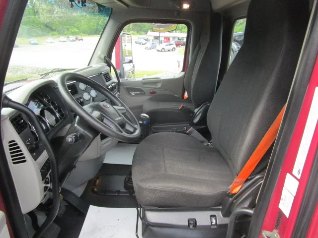 2020 Peterbilt 567 - image 10