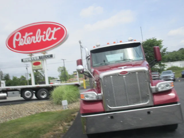 2020 Peterbilt 567 in Butler, PA — photo 9