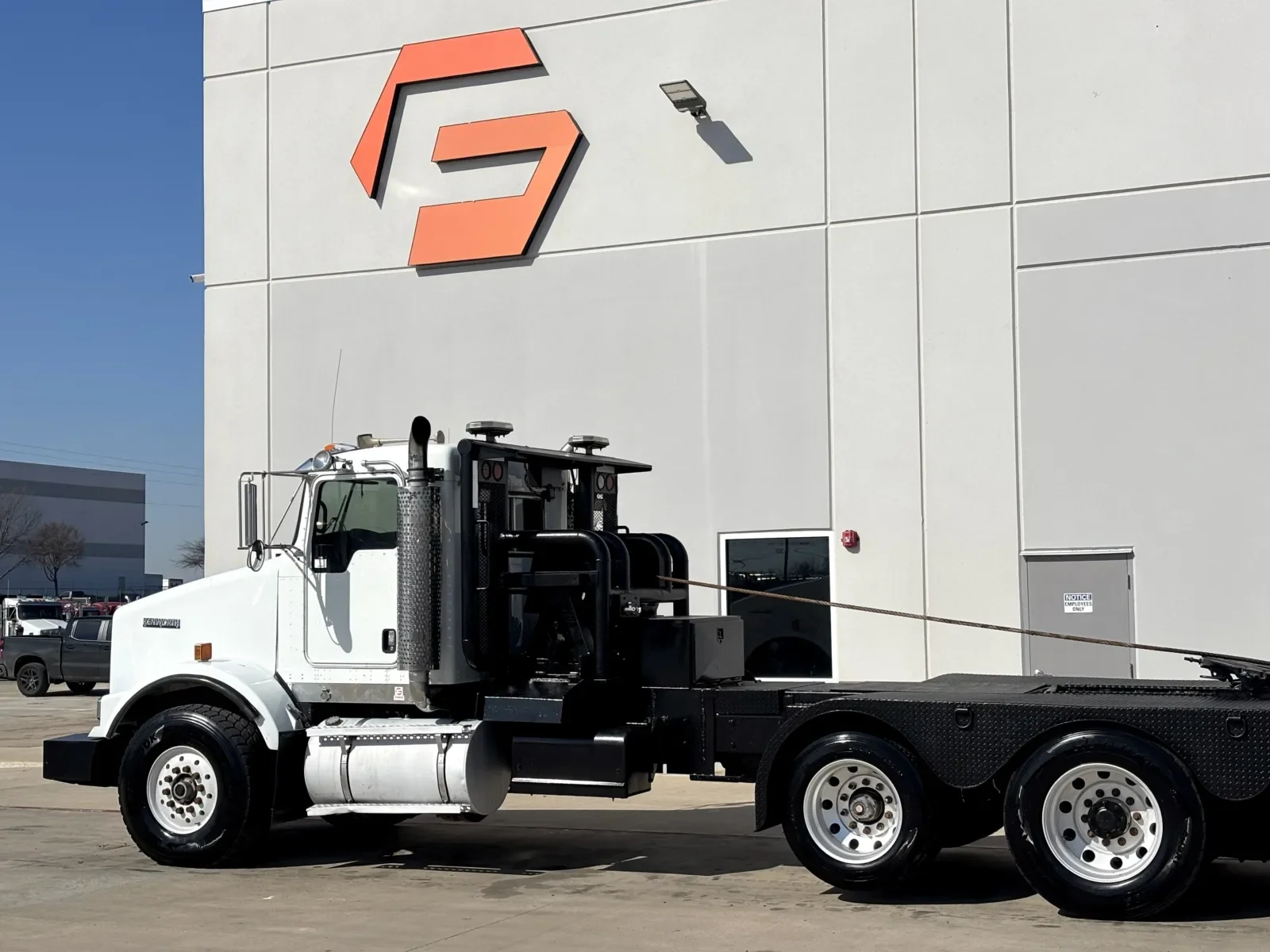 2007 Kenworth T800 - image 8