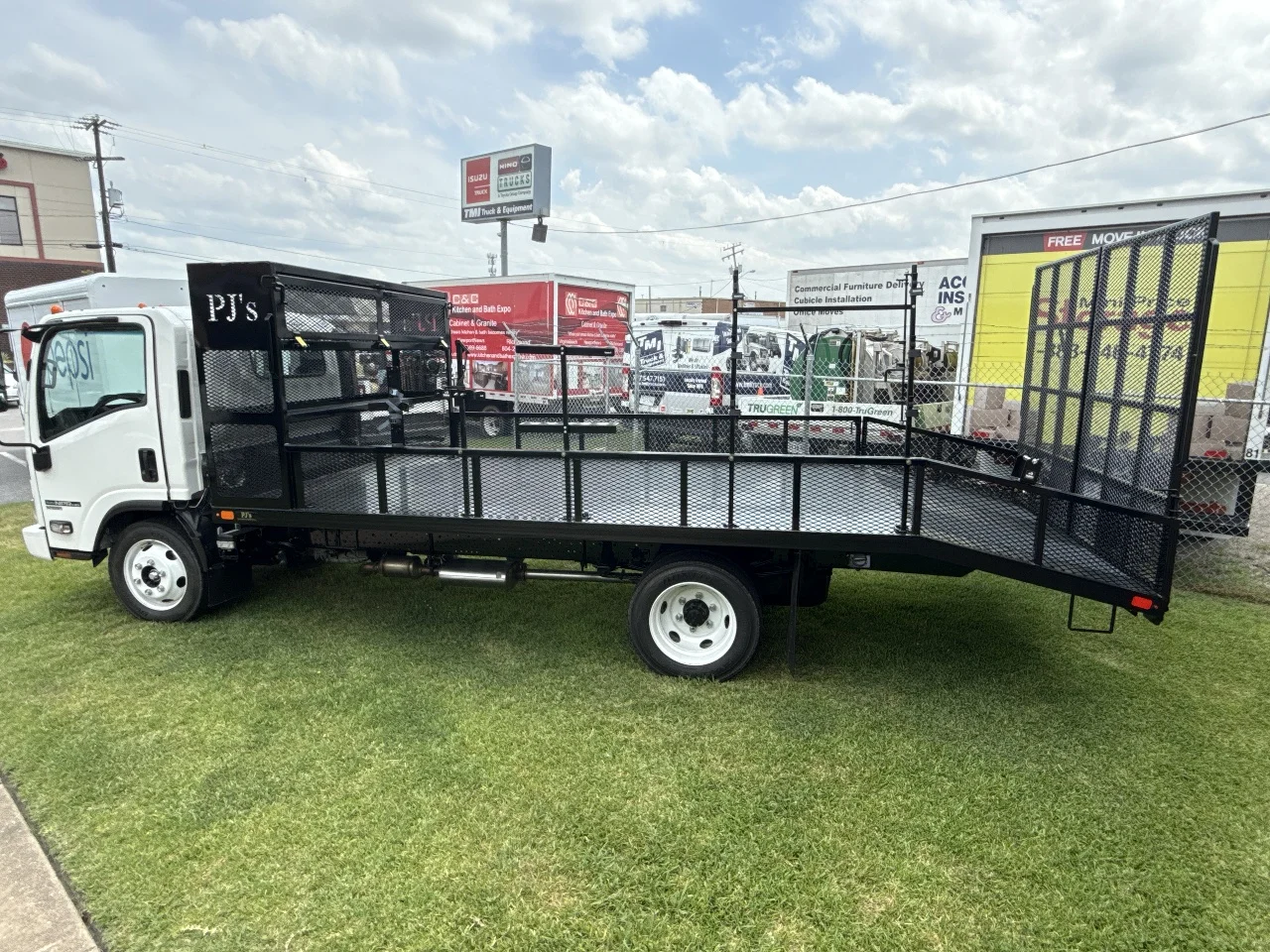 2026 Isuzu NPR in Norfolk, VA — photo 3