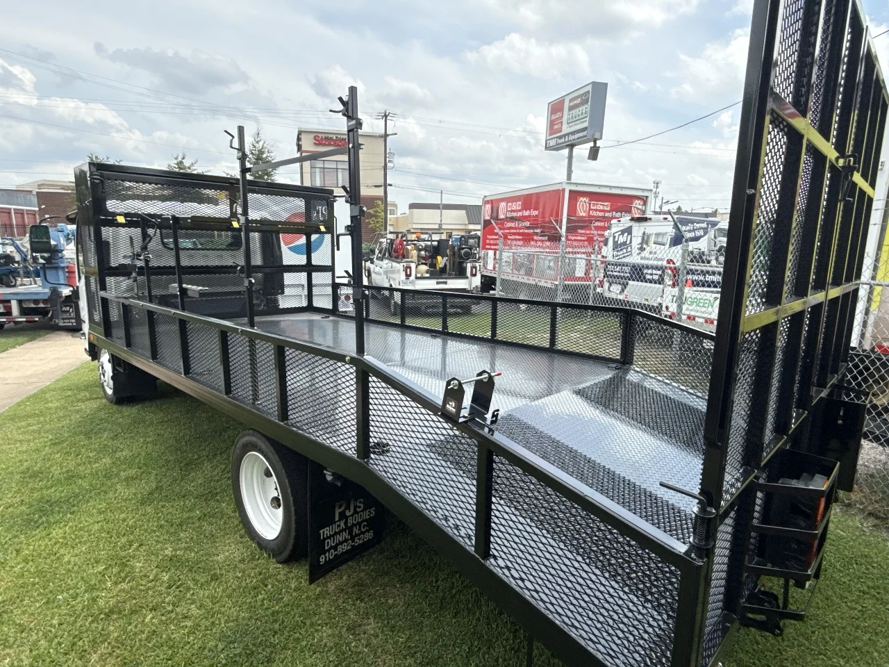 2026 Isuzu NPR in Norfolk, VA — photo 16