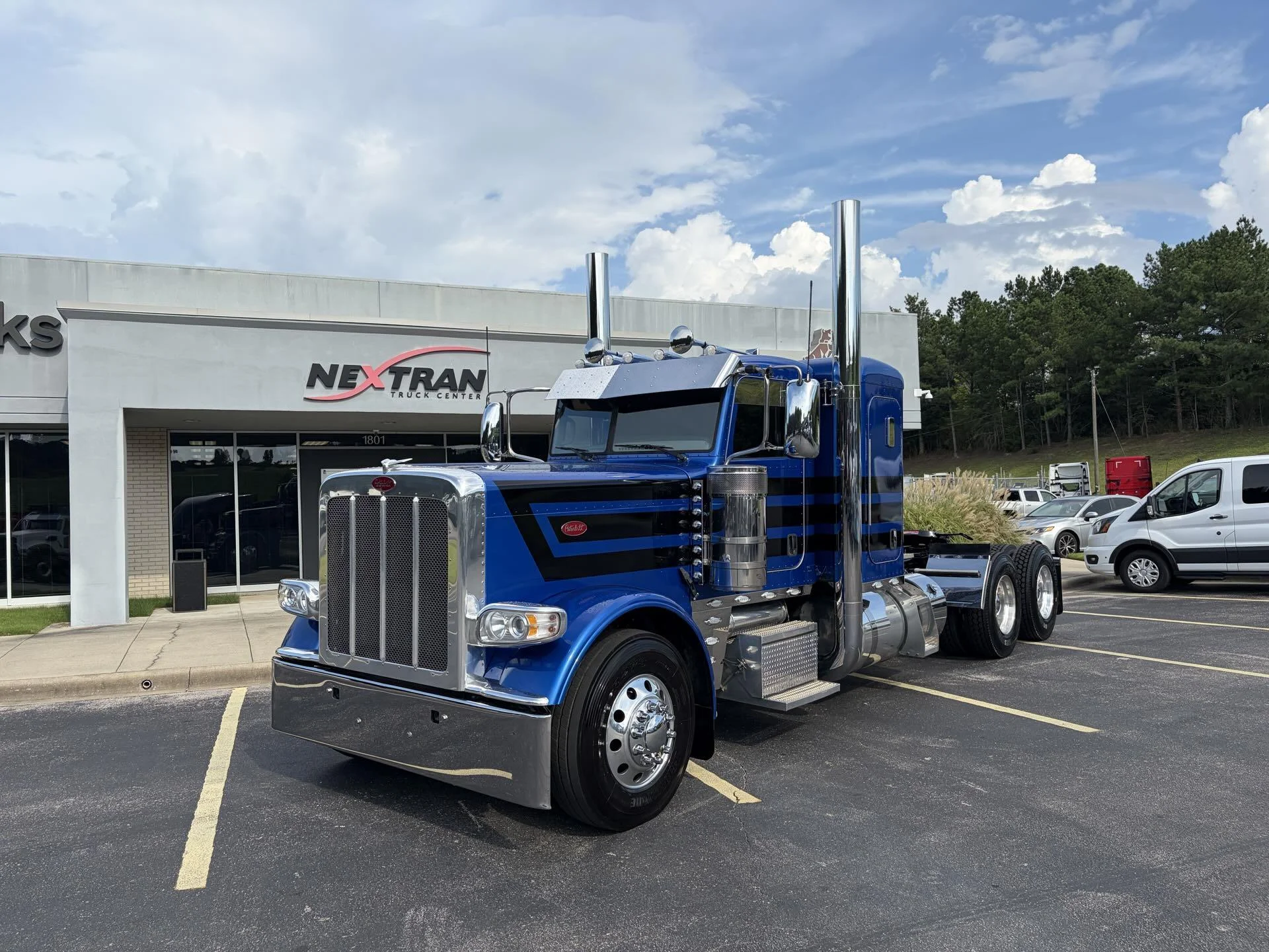 2024 Peterbilt 389