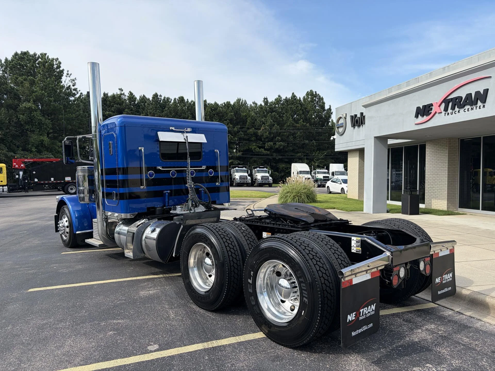 2024 Peterbilt 389 in Fultondale, AL — photo 6