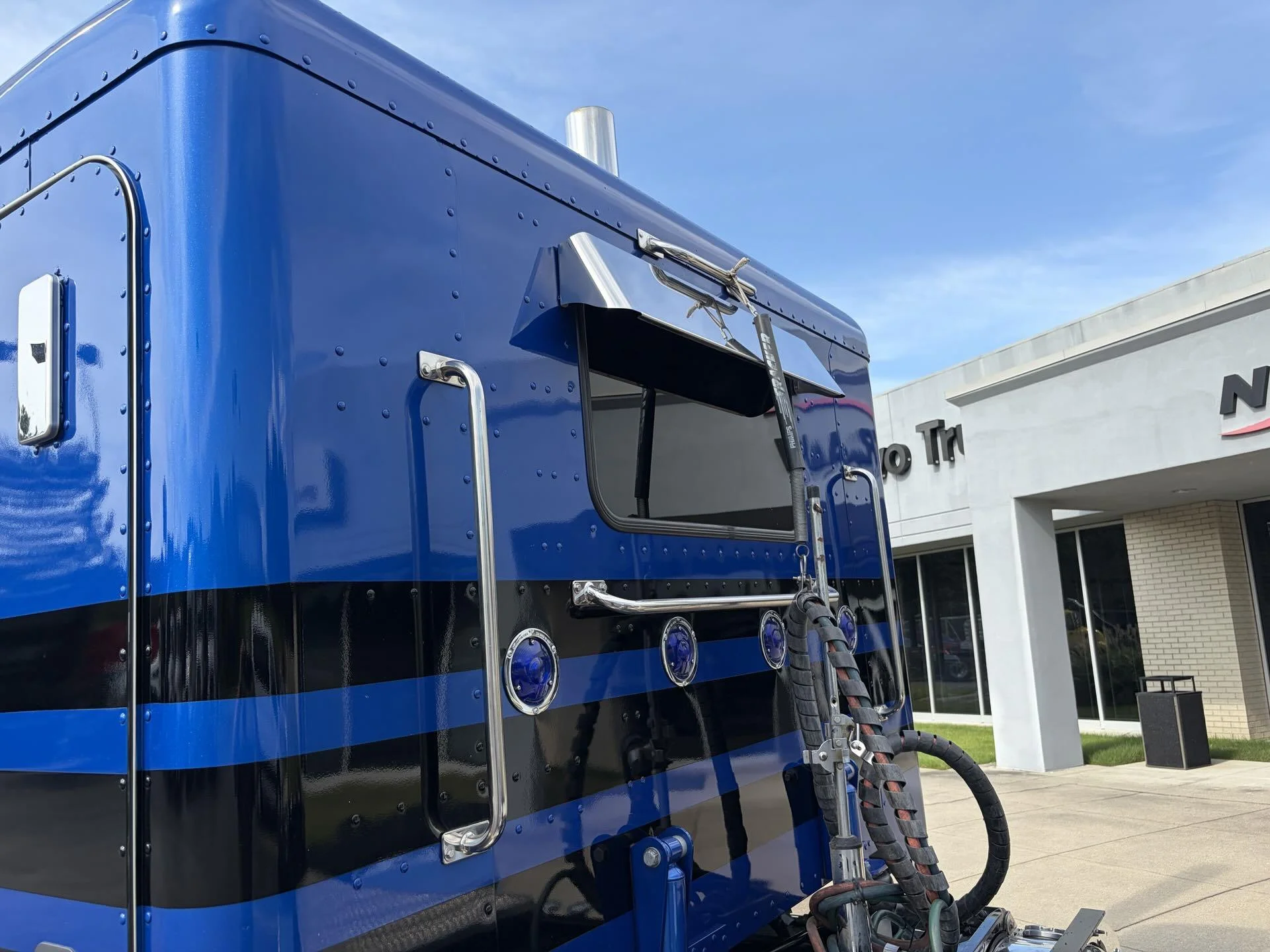 2024 Peterbilt 389 in Fultondale, AL — photo 13