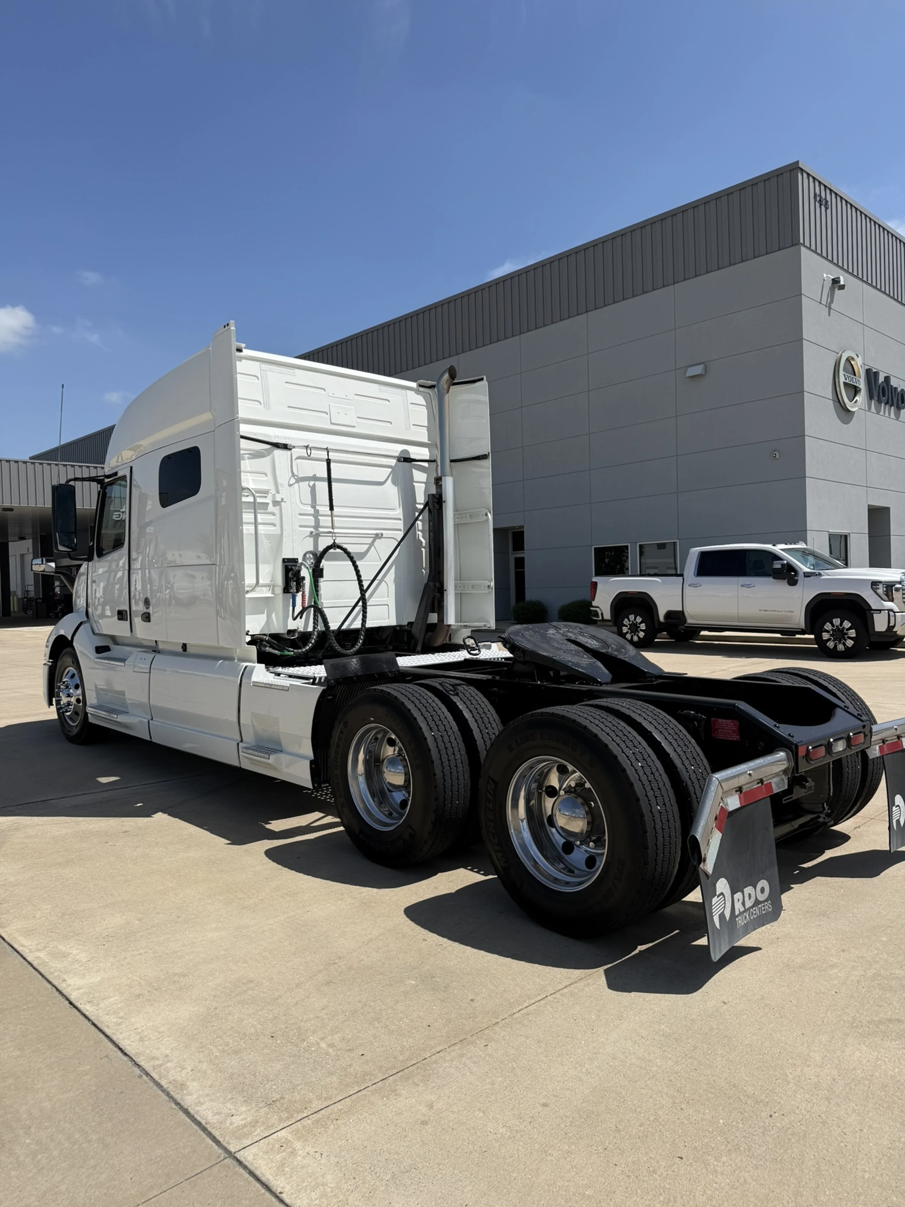 2022 Volvo in Houston, TX — photo 7