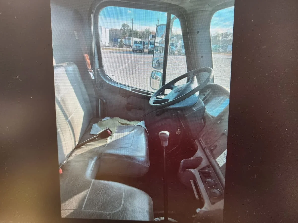 2007 Freightliner M2 106 in Greensboro, NC — photo 9