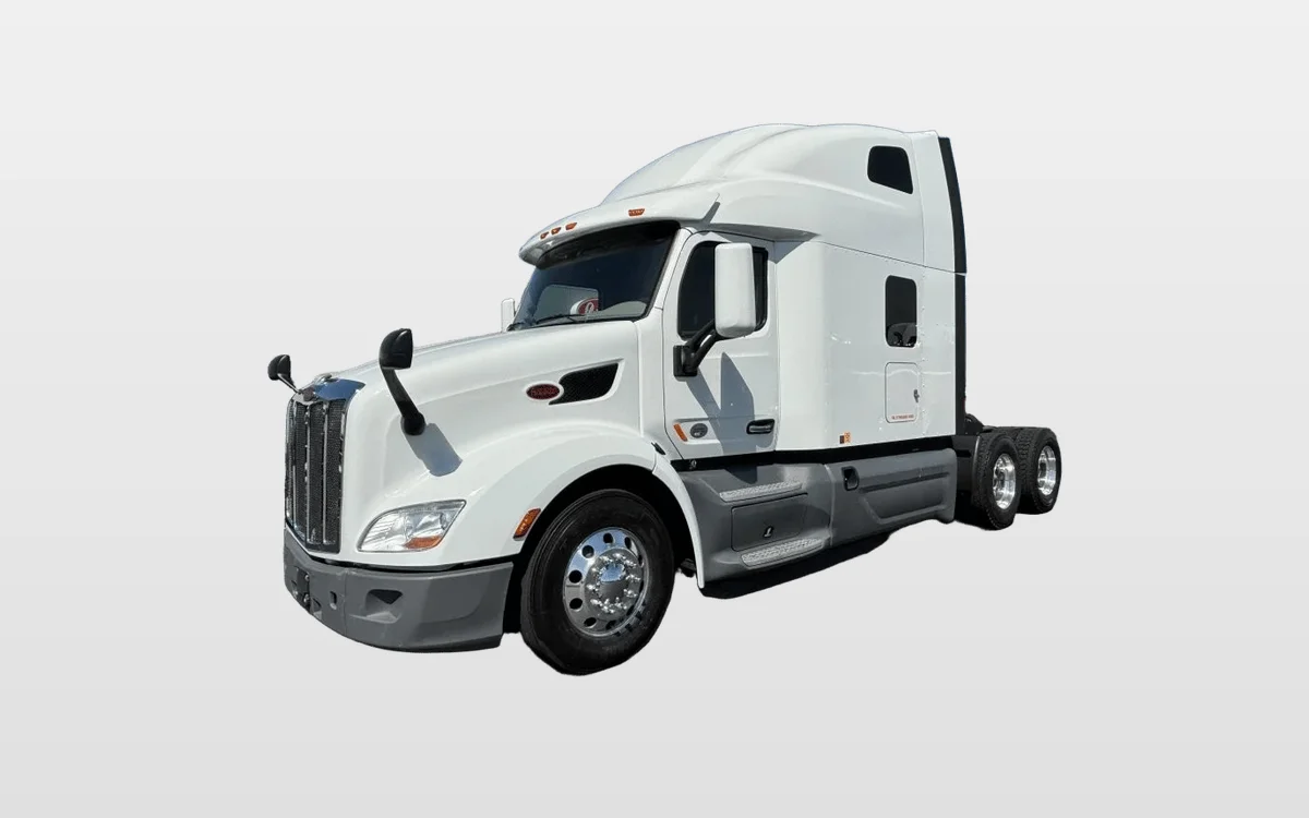 2021 Peterbilt 579 - image 1