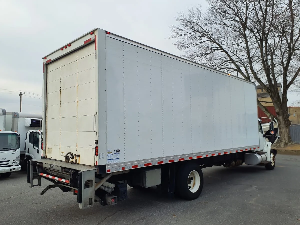 2023 International MV - image 4