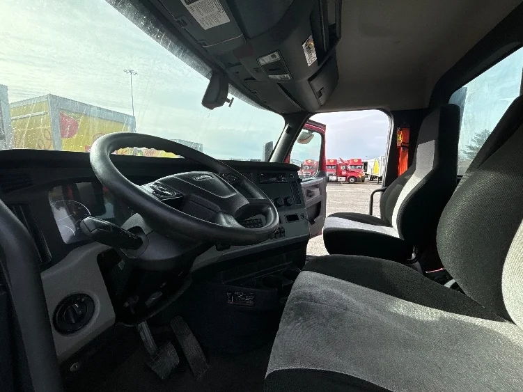 2019 Freightliner Cascadia in Monmouth Junction, NJ — photo 10