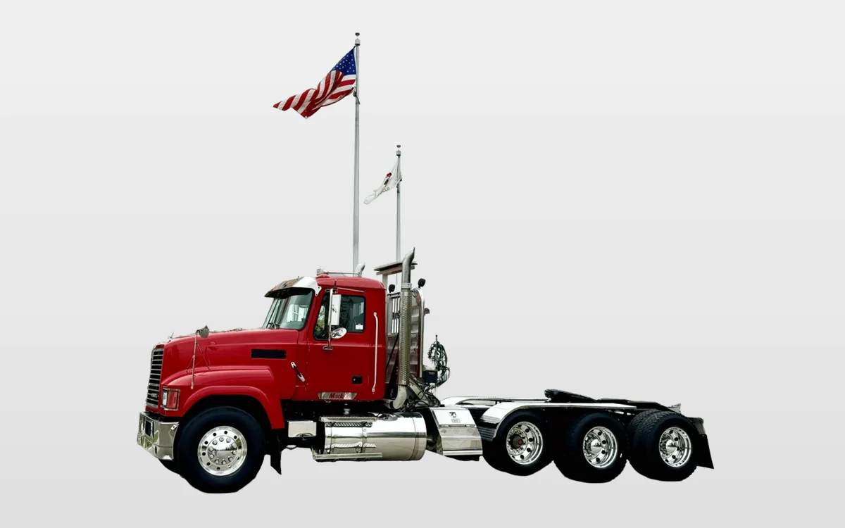 2008 Mack - image 1