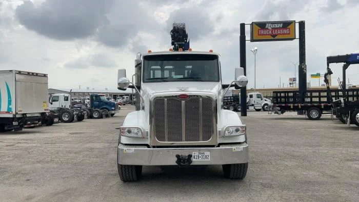 2025 Peterbilt 567 in Houston, TX — photo 3