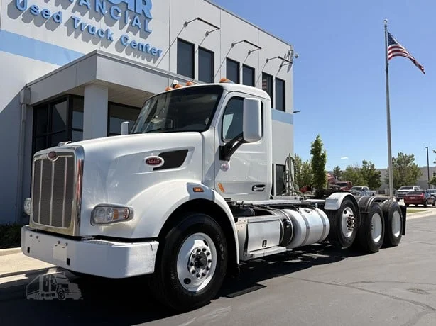 2021 Peterbilt 567