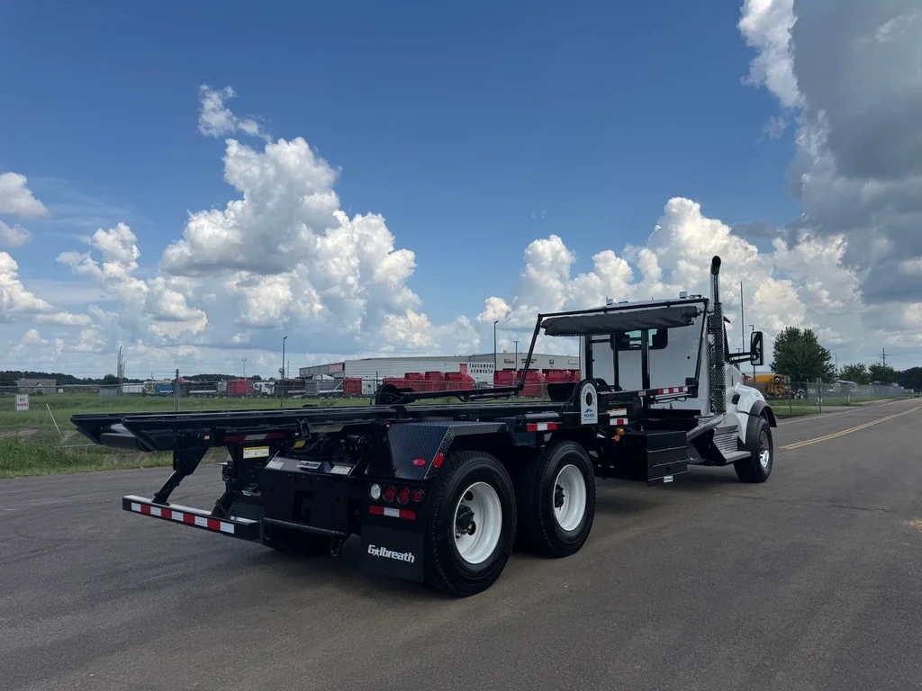 2027 Kenworth in Birmingham, AL — photo 2