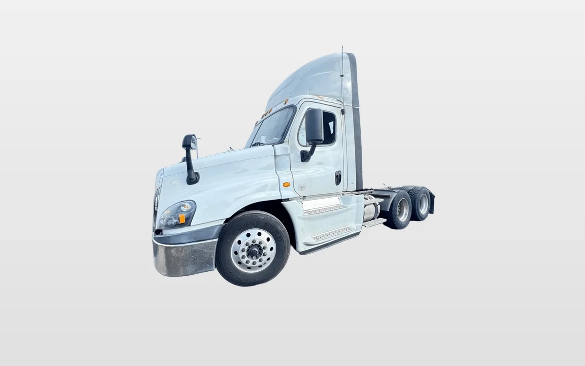 2019 Freightliner - image 1