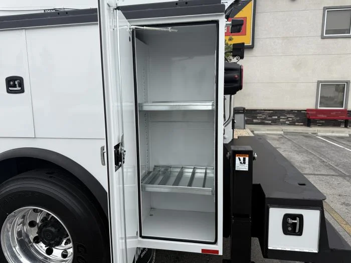 2026 Ford F-750 — photo 16