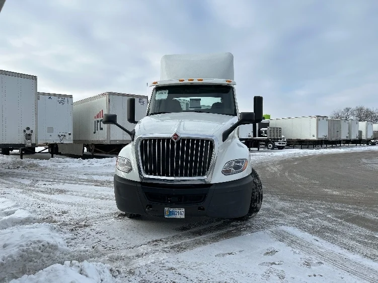2019 International LT in Goshen, IN — photo 2