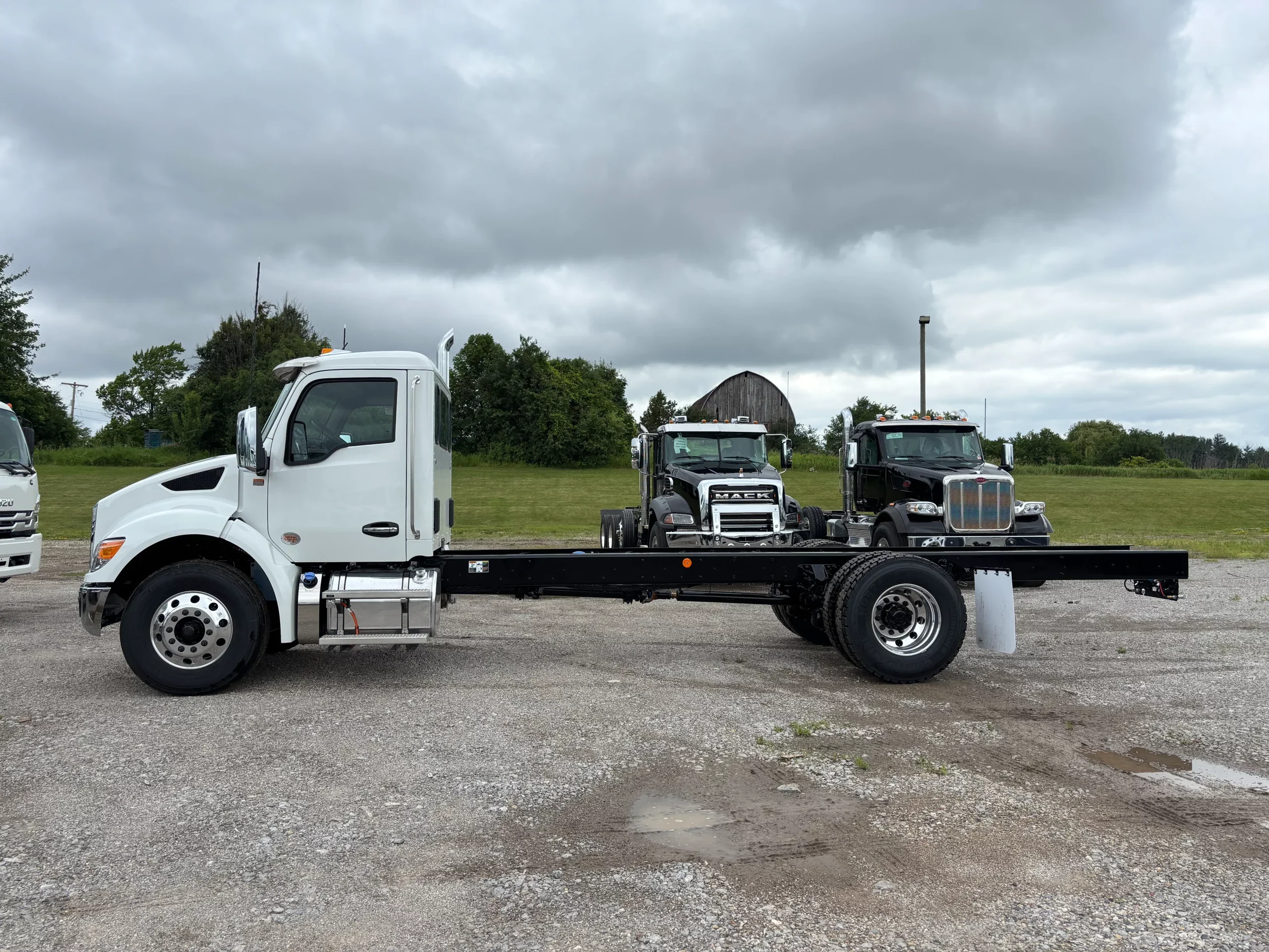 2027 Kenworth T280 — photo 5