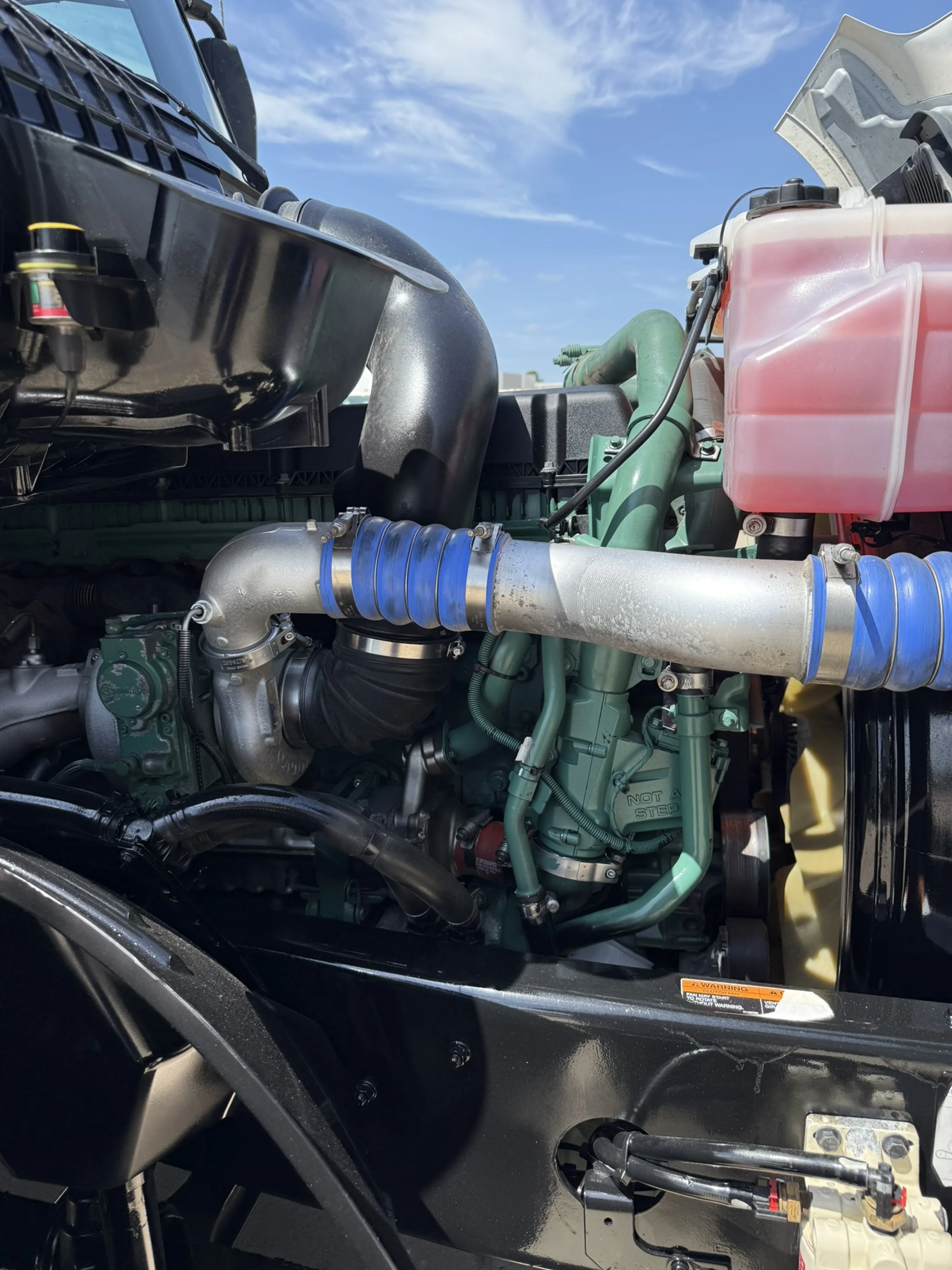 2022 Volvo in Houston, TX — photo 21