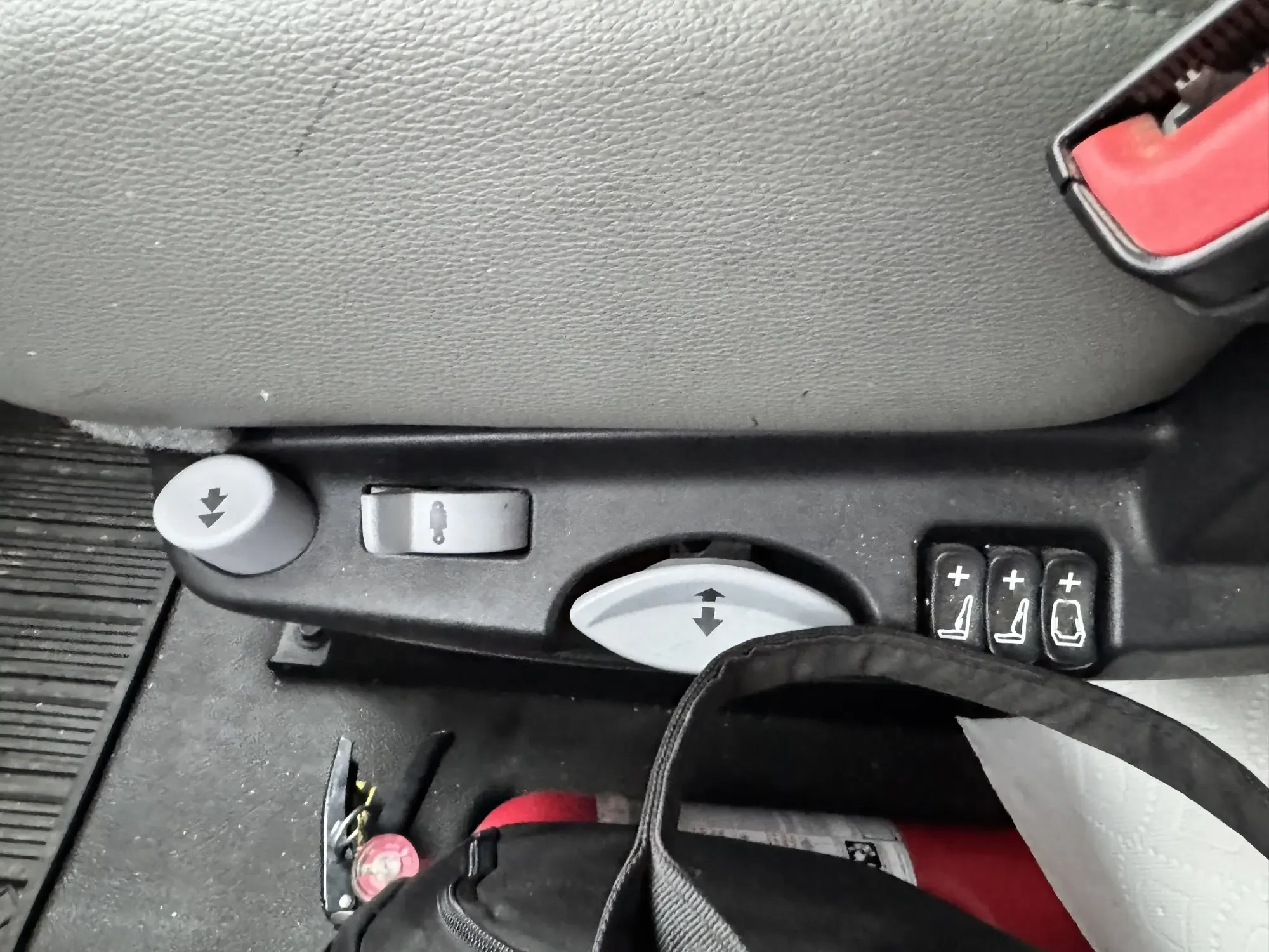 2019 Kenworth T800 - image 21