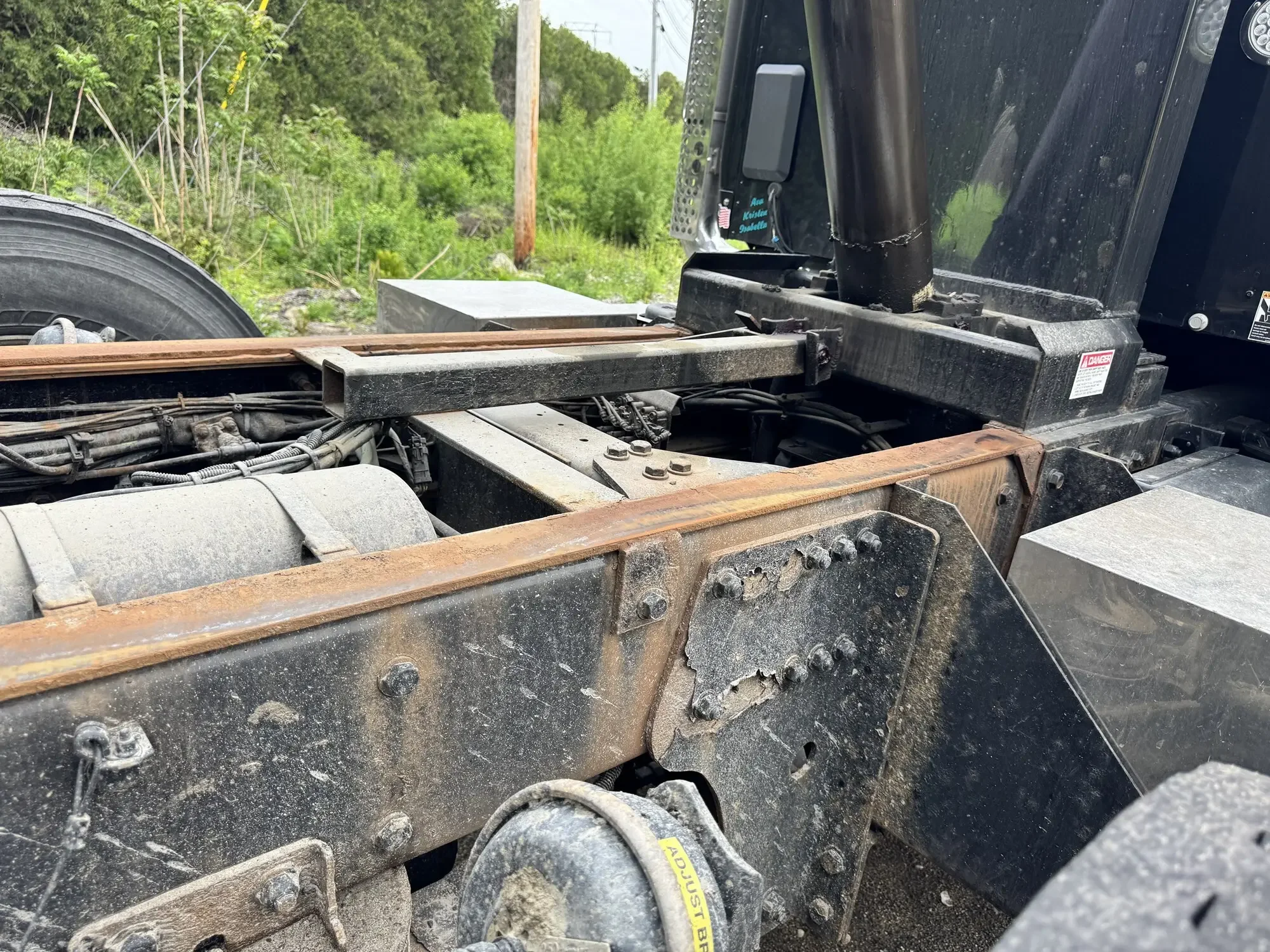 2019 Kenworth T800 - image 25