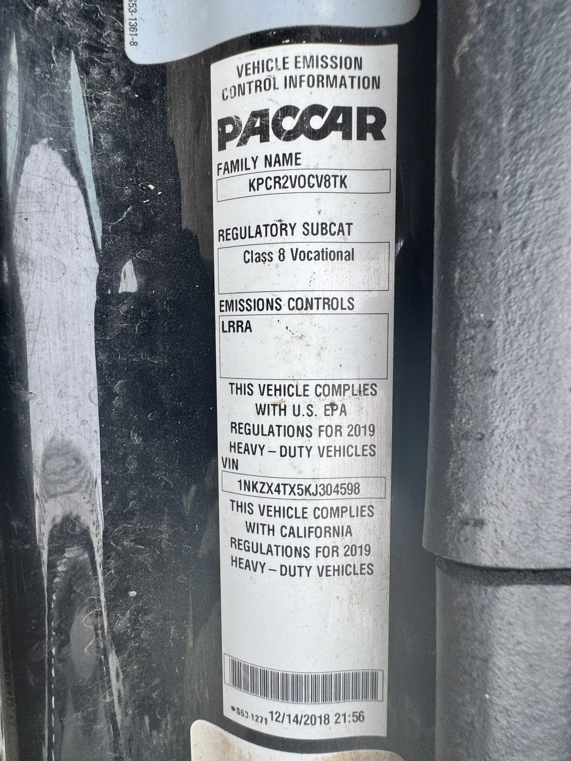 2019 Kenworth T800 - image 10