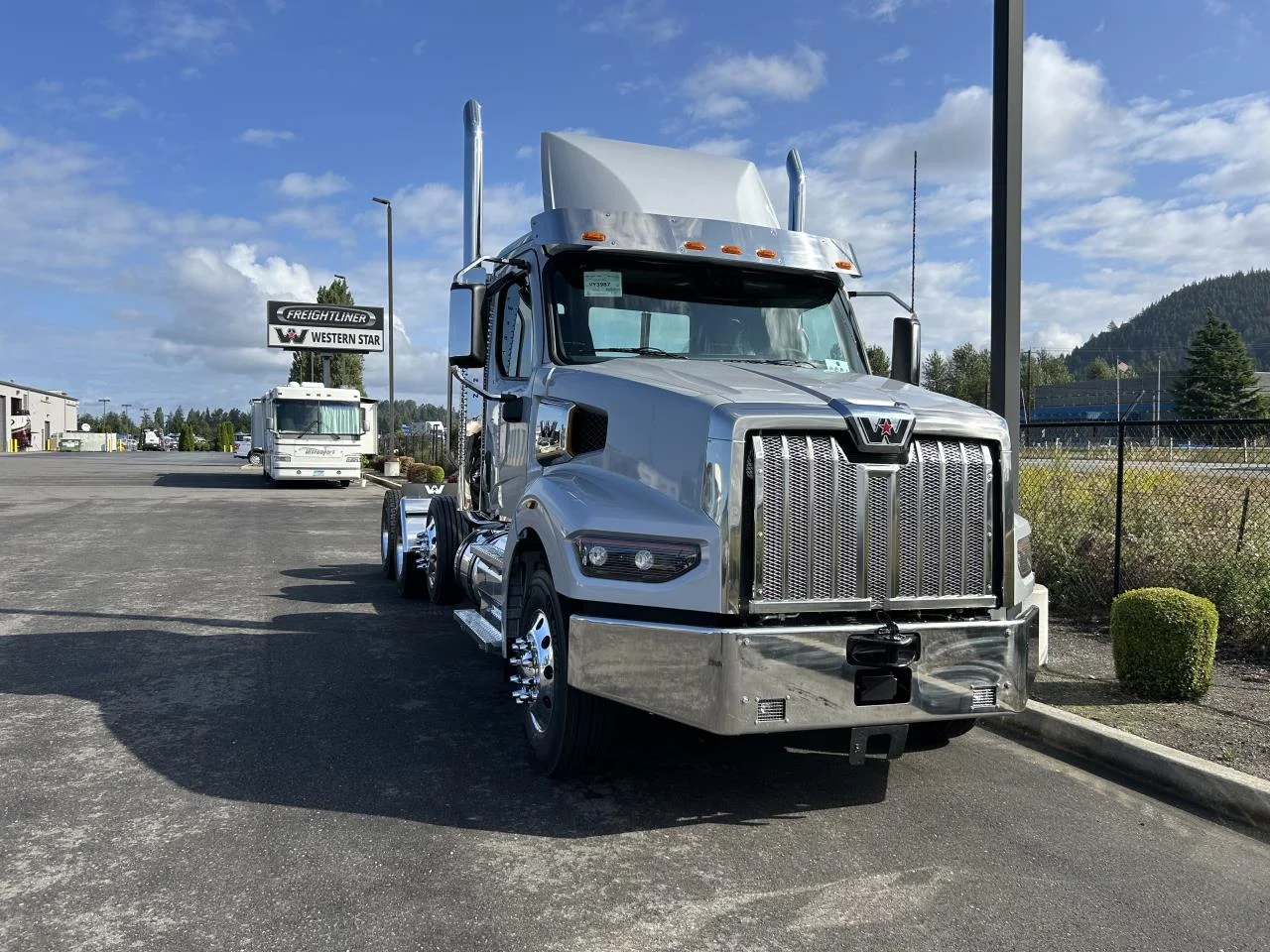 2025 Western Star 49X - image 5