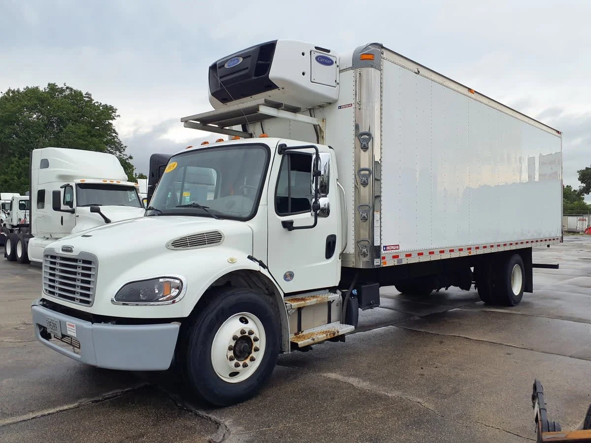 2019 Freightliner M2 106