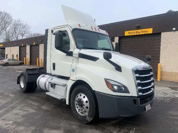 2019 Freightliner Cascadia in Franklin, MA
