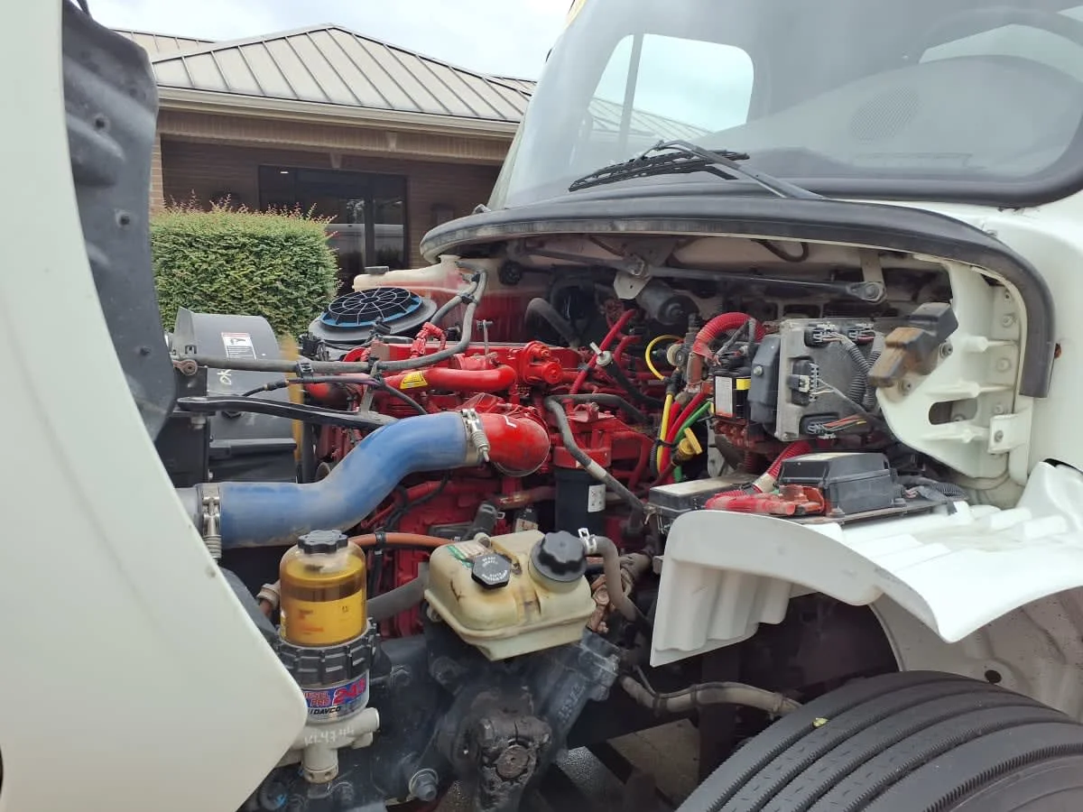 2019 Freightliner M2 106 in Houston, TX — photo 9