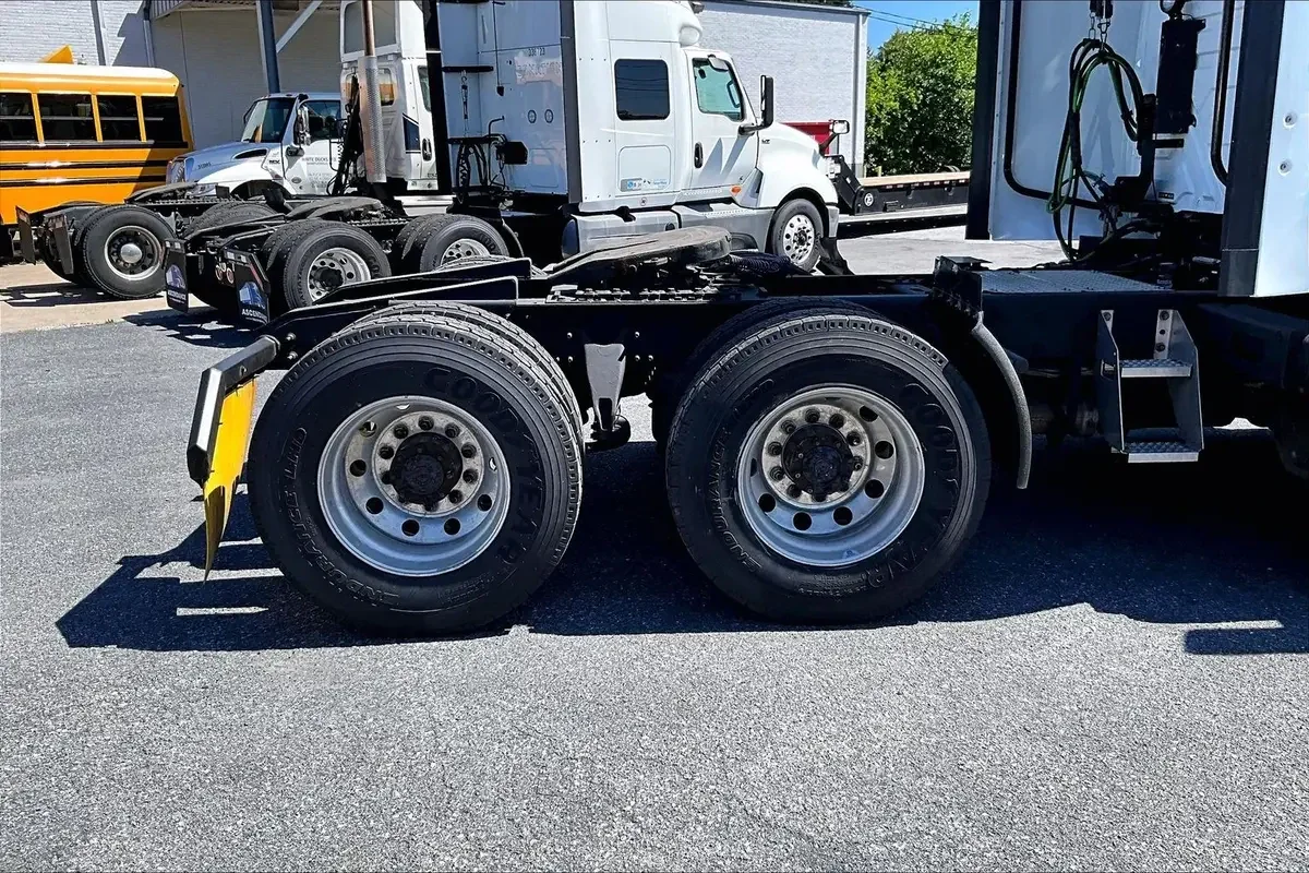 2021 International LT in Allentown, PA — photo 21