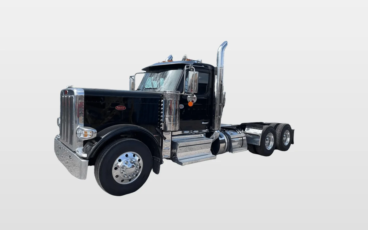 2027 Peterbilt - image 1