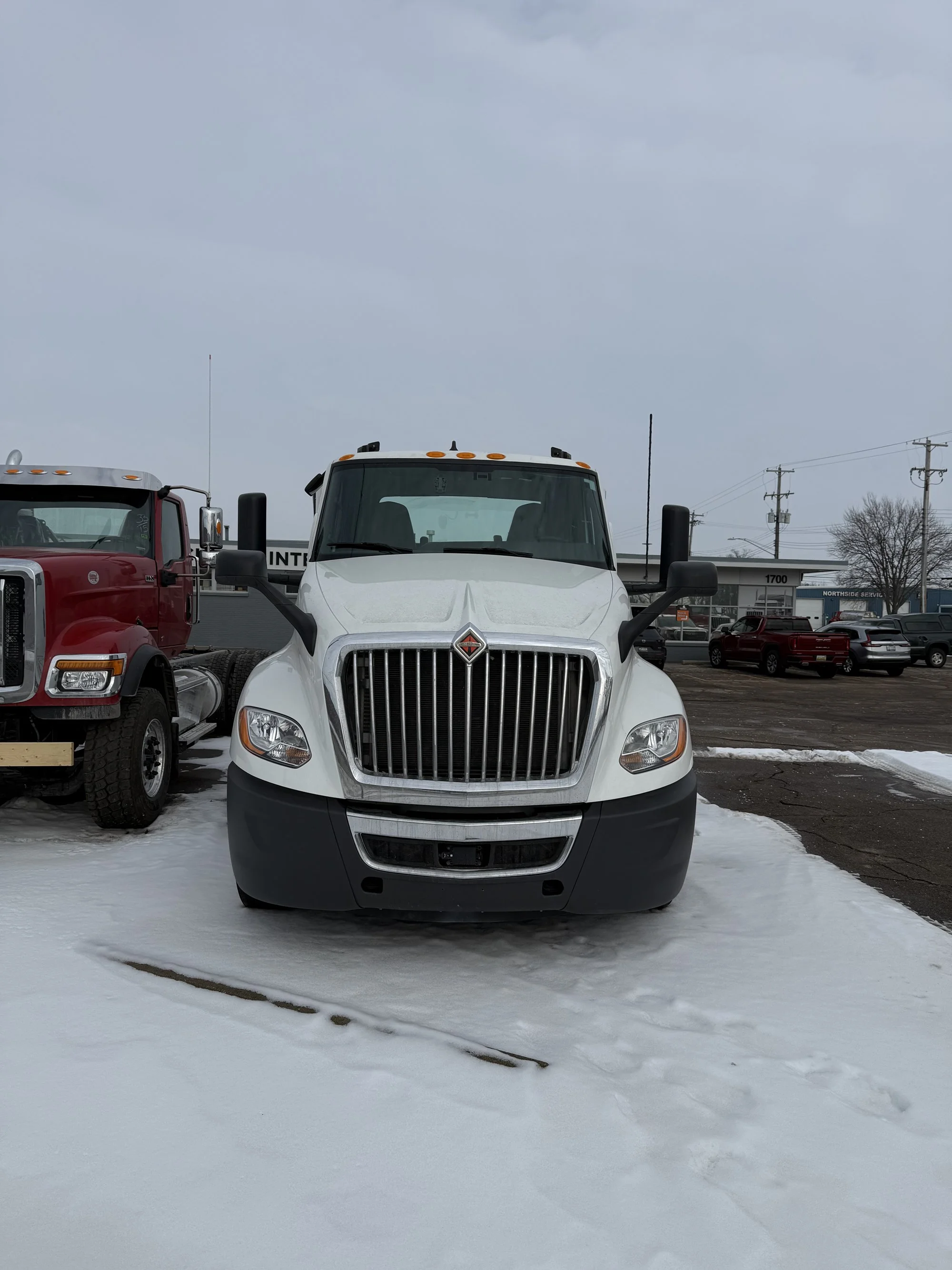 2020 International LT in West Michigan International, MI — photo 4