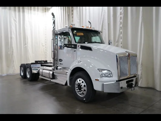 2027 Kenworth T880 in Mableton, GA